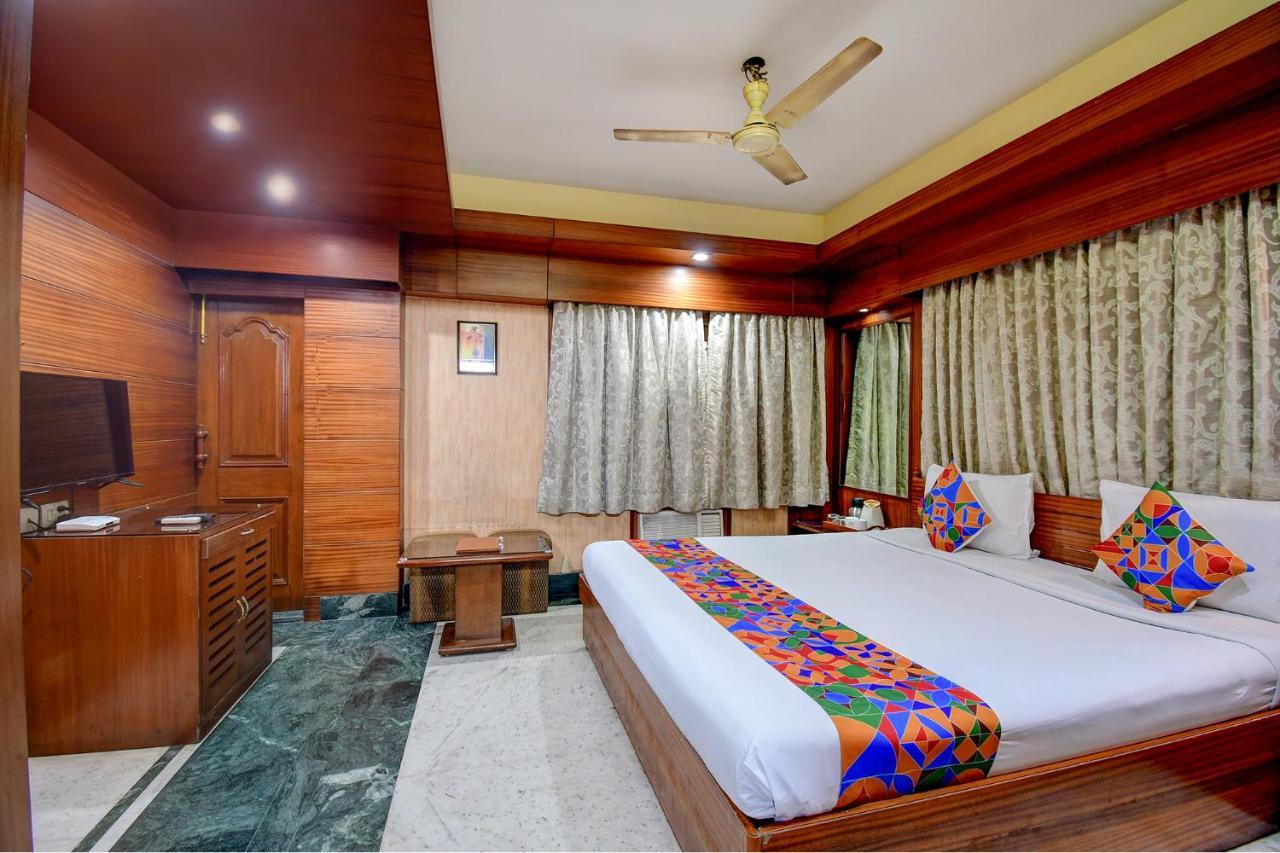 Fabhotel Panasia International Calcutta Exteriör bild