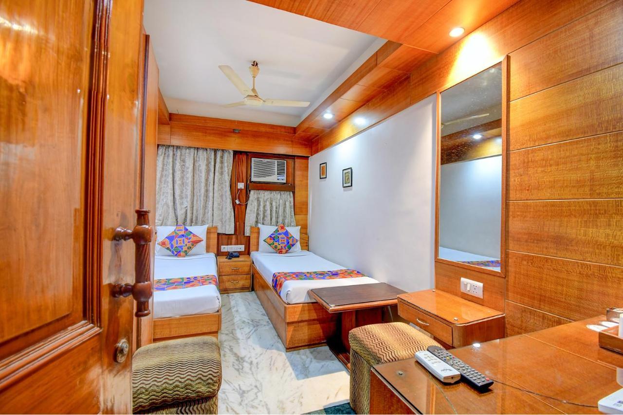 Fabhotel Panasia International Calcutta Exteriör bild