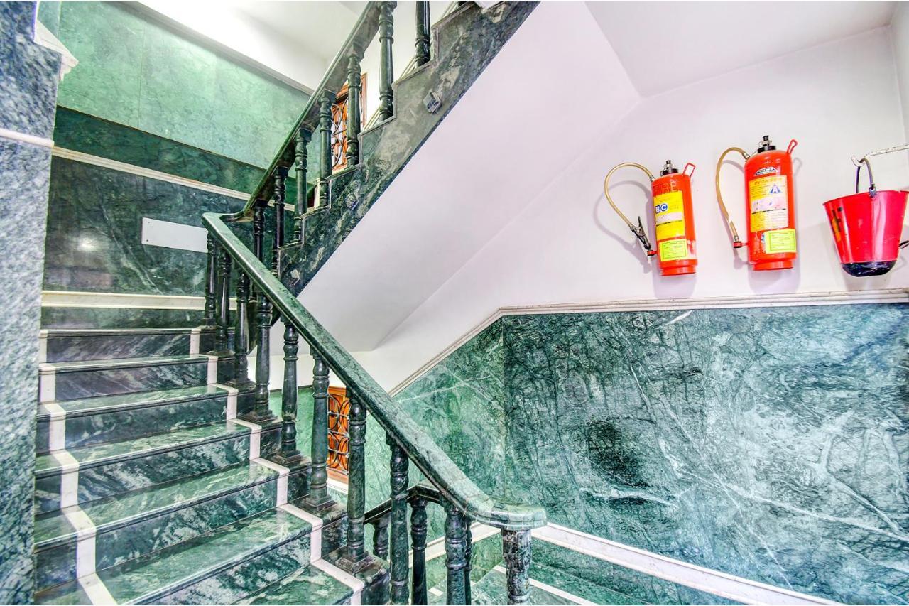 Fabhotel Panasia International Calcutta Exteriör bild
