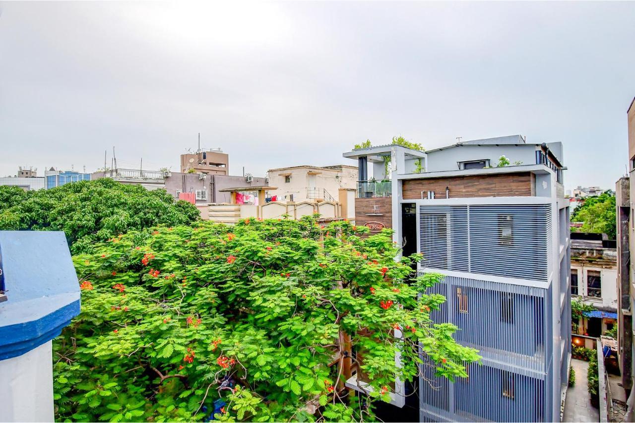 Fabhotel Panasia International Calcutta Exteriör bild