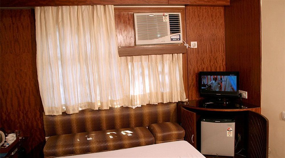 Fabhotel Panasia International Calcutta Exteriör bild